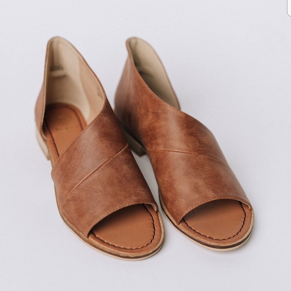 Cognac Wrap Flats